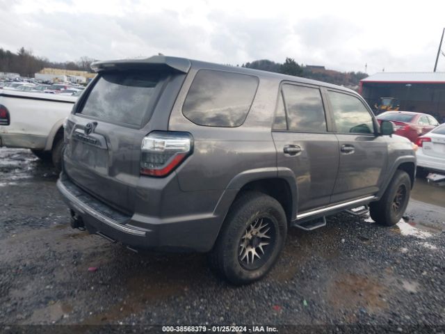 Photo 3 VIN: JTEZU5JR4D5061037 - TOYOTA 4RUNNER 