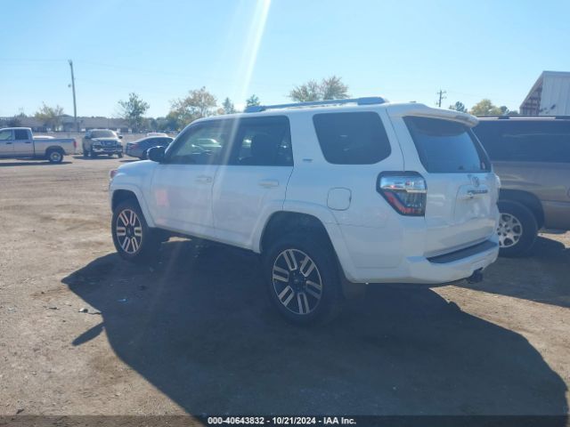 Photo 2 VIN: JTEZU5JR4G5118325 - TOYOTA 4RUNNER 