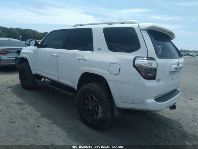 Photo 2 VIN: JTEZU5JR4H5149057 - TOYOTA 4RUNNER 