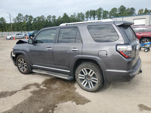 Photo 1 VIN: JTEZU5JR4H5156493 - TOYOTA 4RUNNER SR 