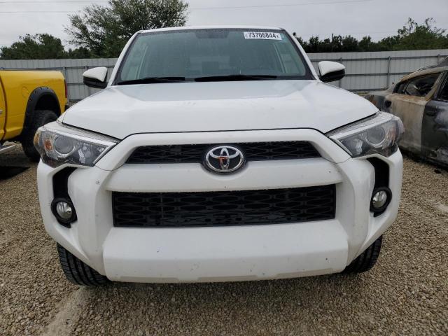 Photo 4 VIN: JTEZU5JR4H5159832 - TOYOTA 4RUNNER SR 