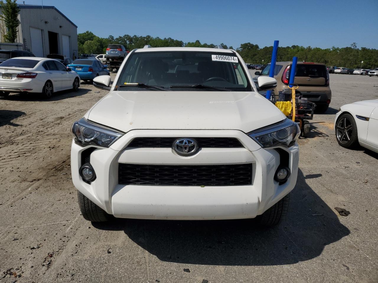 Photo 4 VIN: JTEZU5JR4H5163749 - TOYOTA 4RUNNER 