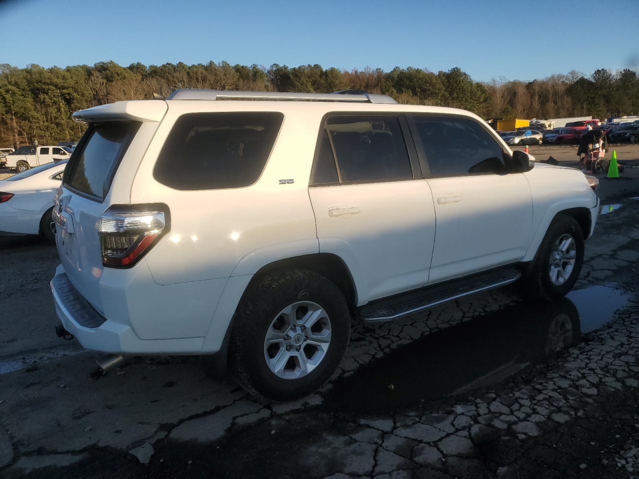 Photo 2 VIN: JTEZU5JR5E5077264 - TOYOTA 4RUNNER 