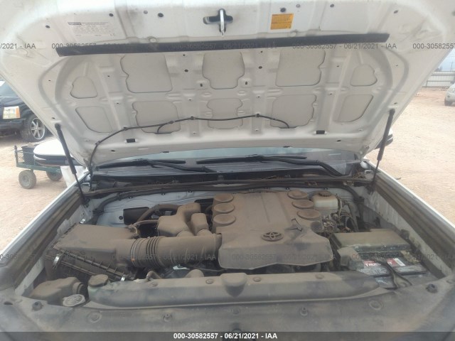 Photo 9 VIN: JTEZU5JR5E5079810 - TOYOTA 4RUNNER 