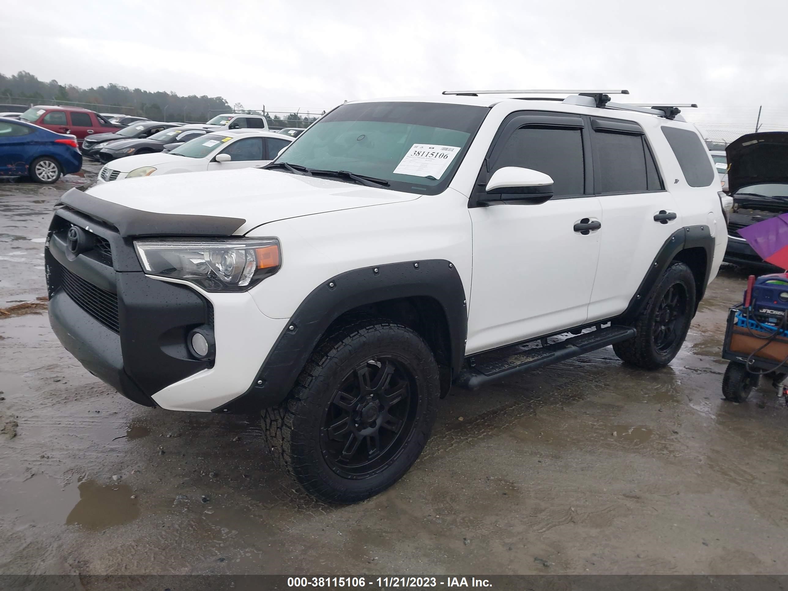 Photo 1 VIN: JTEZU5JR5F5104027 - TOYOTA 4RUNNER 