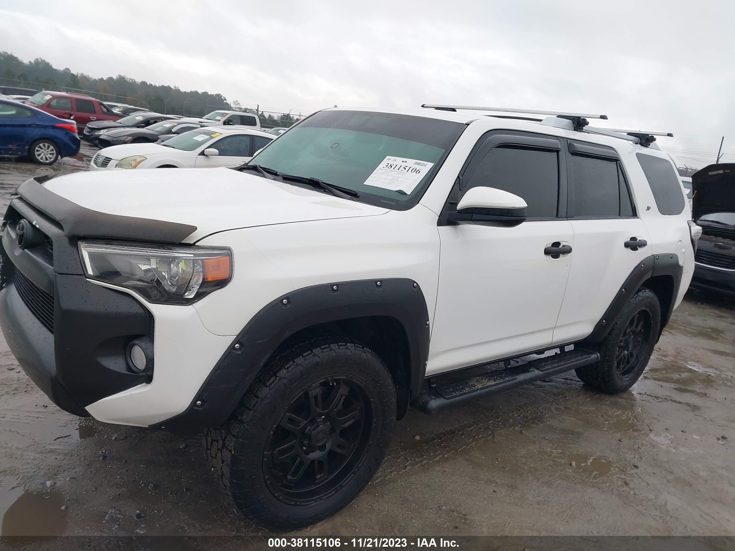 Photo 13 VIN: JTEZU5JR5F5104027 - TOYOTA 4RUNNER 