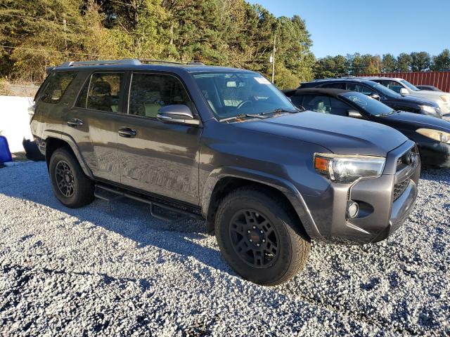 Photo 3 VIN: JTEZU5JR5G5116700 - TOYOTA 4RUNNER SR 