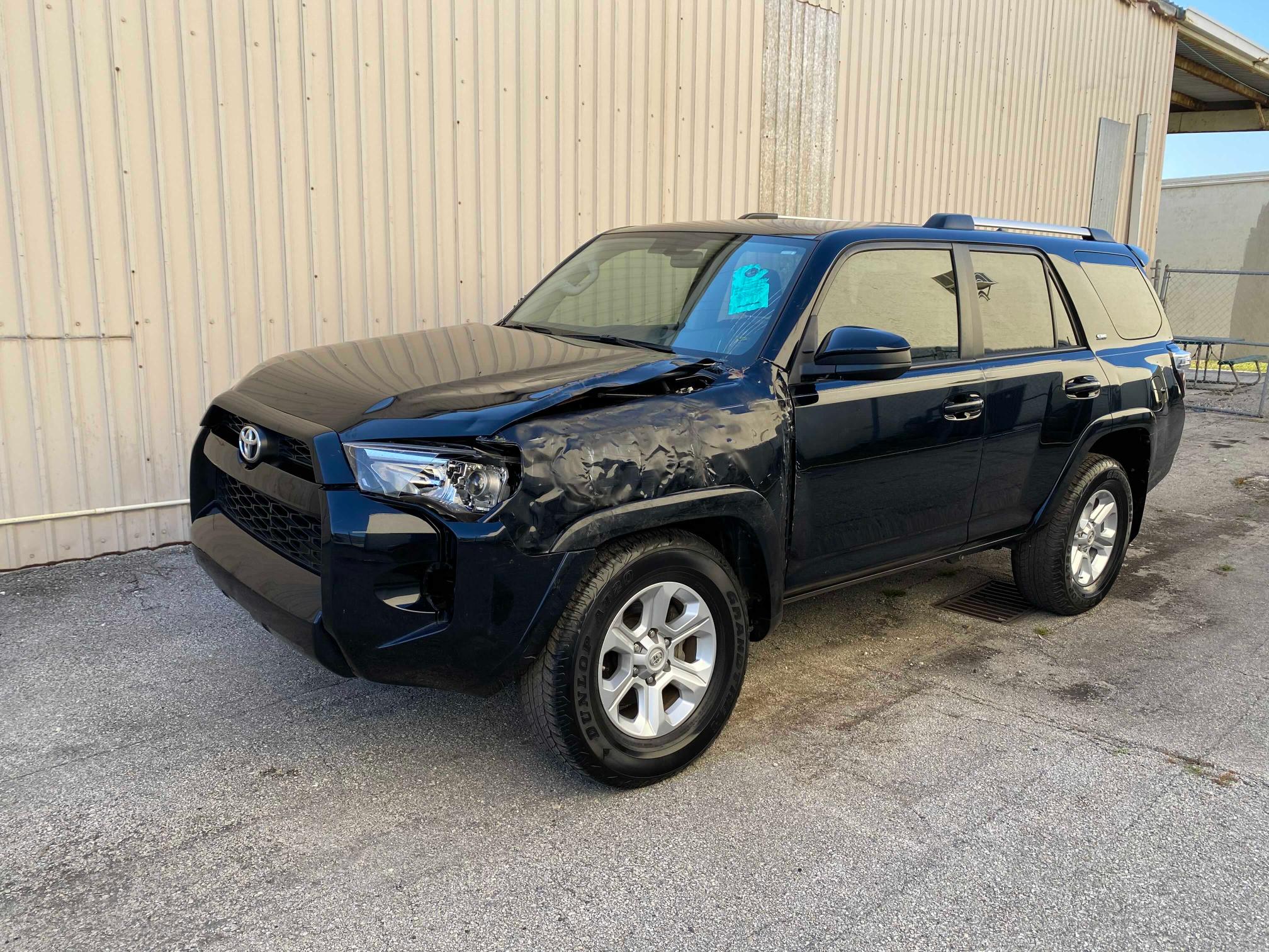 Photo 1 VIN: JTEZU5JR5K5193978 - TOYOTA 4RUNNER SR 