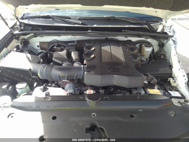 Photo 9 VIN: JTEZU5JR5K5203411 - TOYOTA 4RUNNER 