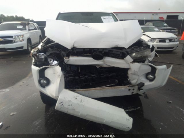 Photo 5 VIN: JTEZU5JR6E5082893 - TOYOTA 4RUNNER 