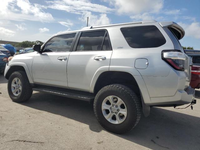 Photo 1 VIN: JTEZU5JR6E5083641 - TOYOTA 4RUNNER SR 