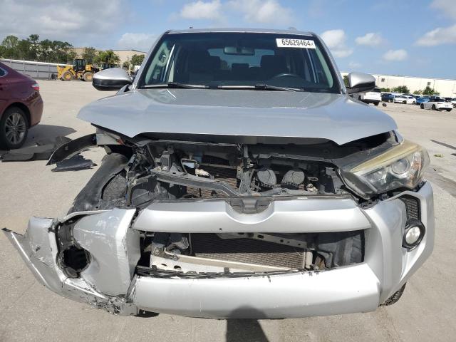 Photo 4 VIN: JTEZU5JR6E5083641 - TOYOTA 4RUNNER SR 