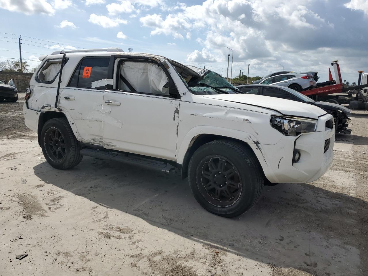 Photo 3 VIN: JTEZU5JR6F5095824 - TOYOTA 4RUNNER 