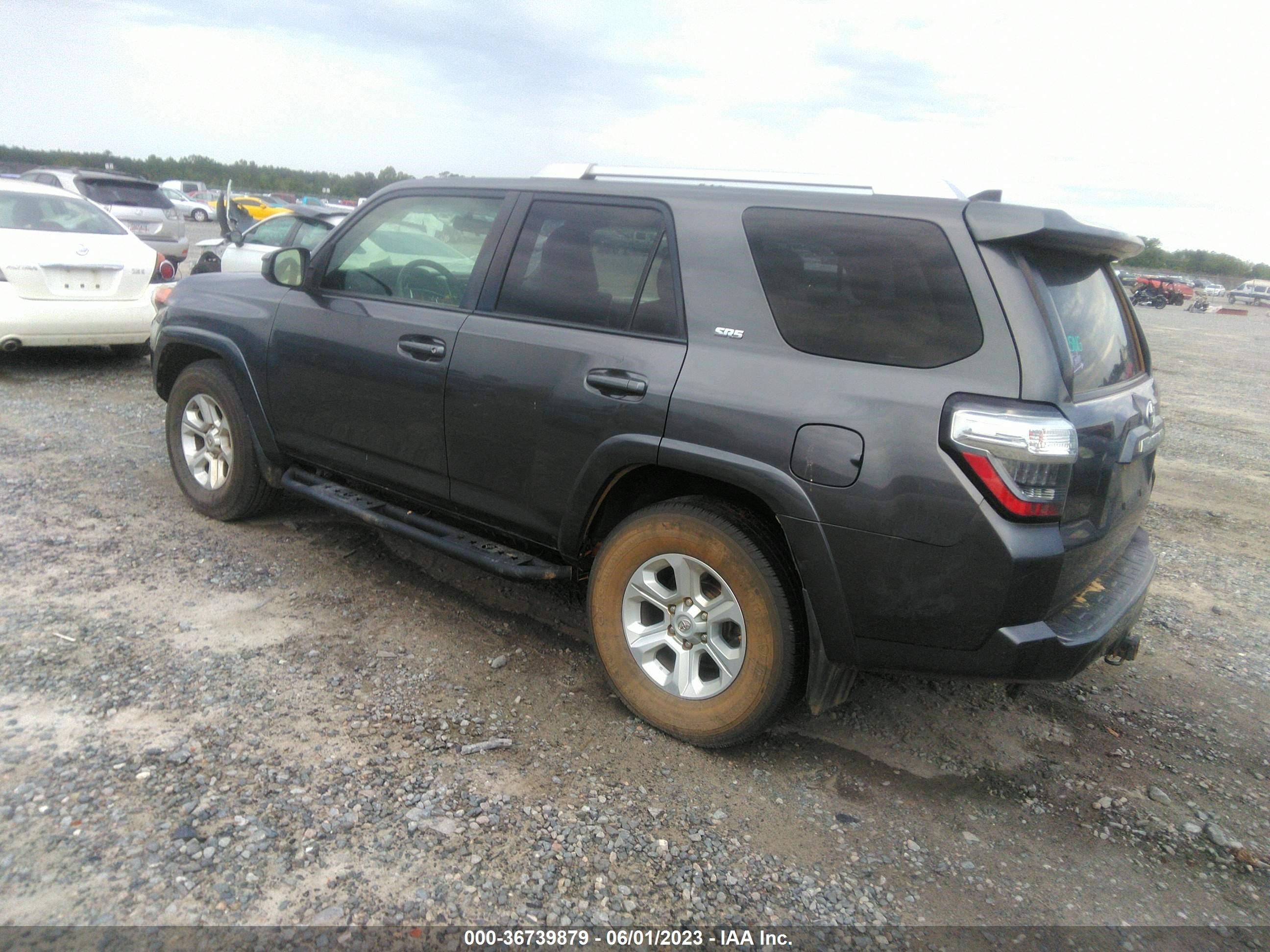 Photo 2 VIN: JTEZU5JR6G5130105 - TOYOTA 4RUNNER 