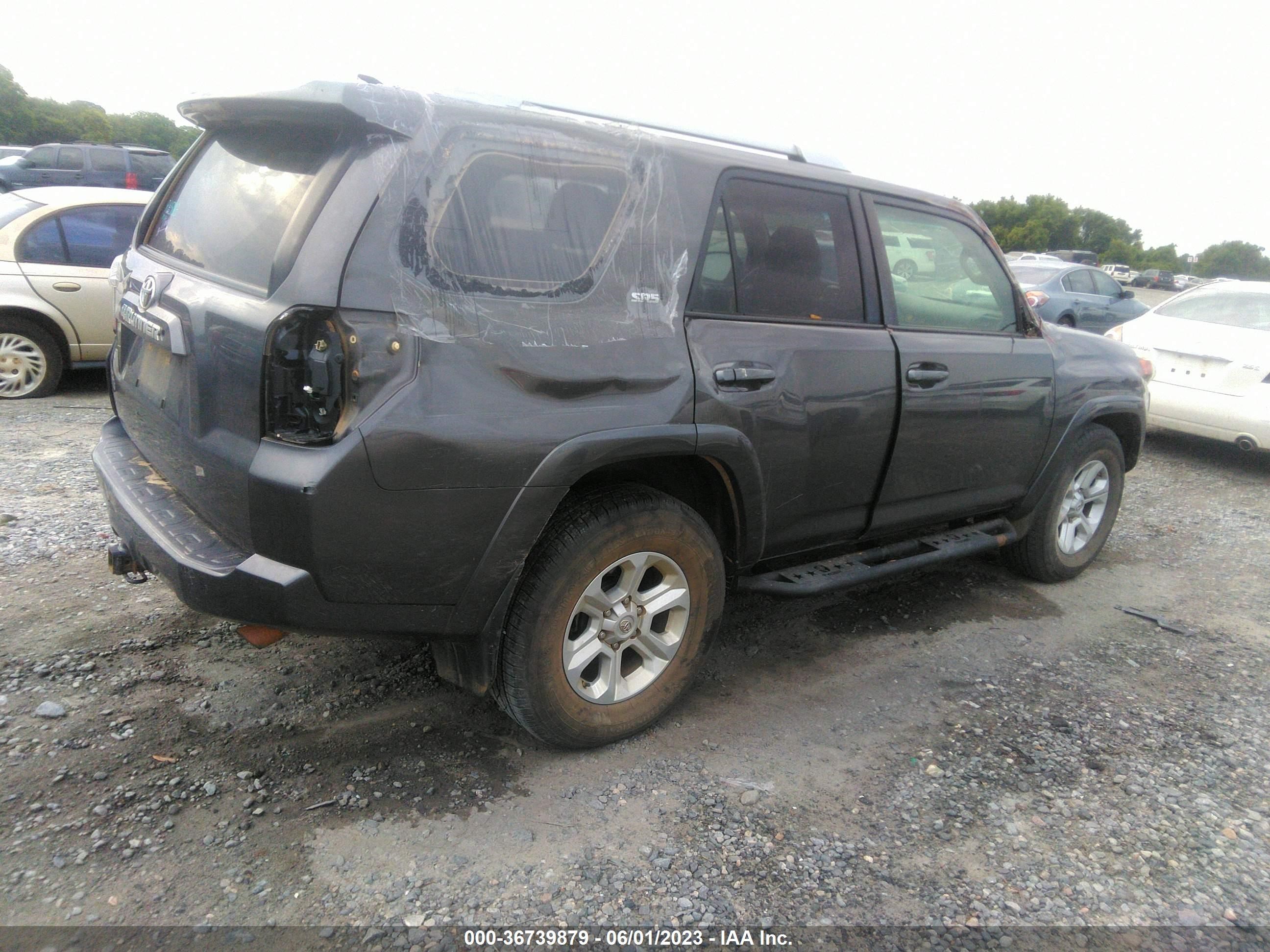 Photo 3 VIN: JTEZU5JR6G5130105 - TOYOTA 4RUNNER 