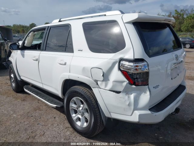 Photo 2 VIN: JTEZU5JR6G5146479 - TOYOTA 4RUNNER 