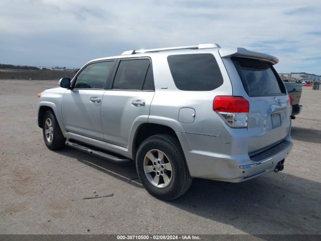 Photo 2 VIN: JTEZU5JR7B5028529 - TOYOTA 4RUNNER 