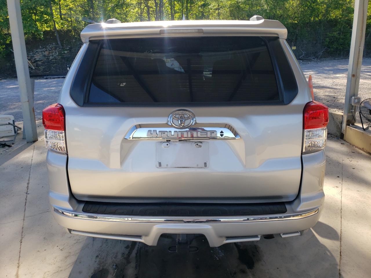 Photo 5 VIN: JTEZU5JR7D5061131 - TOYOTA 4RUNNER 