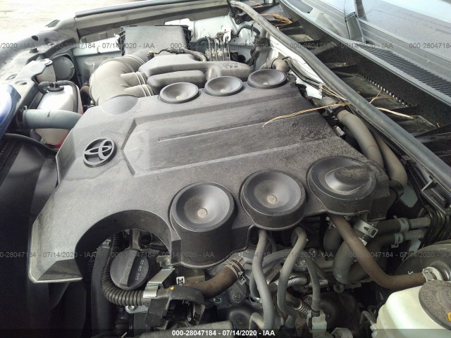 Photo 9 VIN: JTEZU5JR7H5162790 - TOYOTA 4RUNNER 