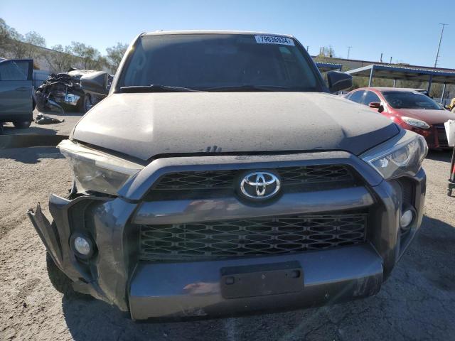 Photo 4 VIN: JTEZU5JR7J5170457 - TOYOTA 4RUNNER SR 