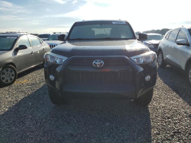 Photo 4 VIN: JTEZU5JR7J5174878 - TOYOTA 4RUNNER SR 