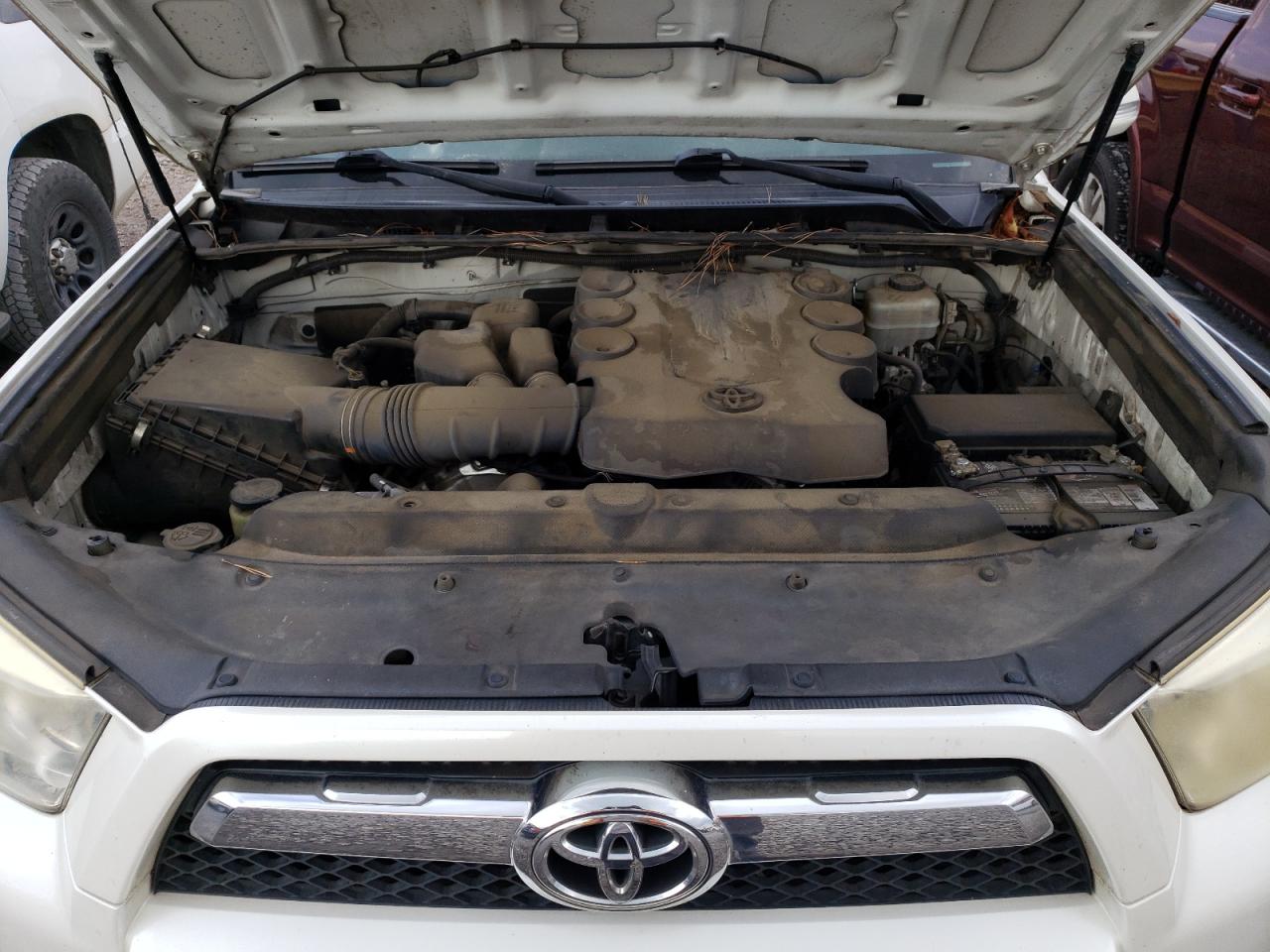 Photo 11 VIN: JTEZU5JR8B5025011 - TOYOTA 4RUNNER 