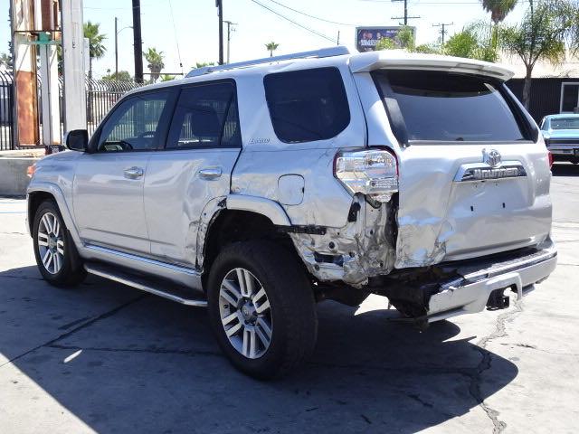 Photo 2 VIN: JTEZU5JR8D5046914 - TOYOTA 4RUNNER SR 