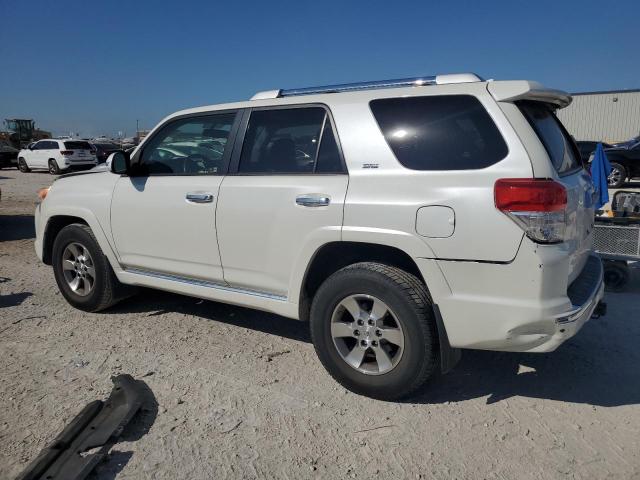 Photo 1 VIN: JTEZU5JR8D5058013 - TOYOTA 4RUNNER SR 