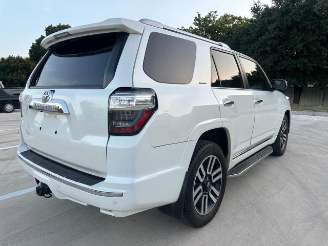 Photo 3 VIN: JTEZU5JR8J5172315 - TOYOTA 4RUNNER SR 