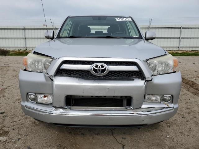 Photo 4 VIN: JTEZU5JR9D5049997 - TOYOTA 4RUNNER 