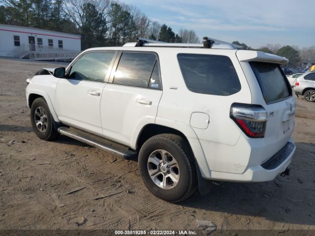 Photo 2 VIN: JTEZU5JR9E5074934 - TOYOTA 4RUNNER 