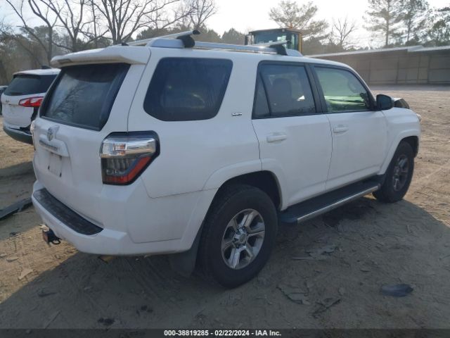 Photo 3 VIN: JTEZU5JR9E5074934 - TOYOTA 4RUNNER 