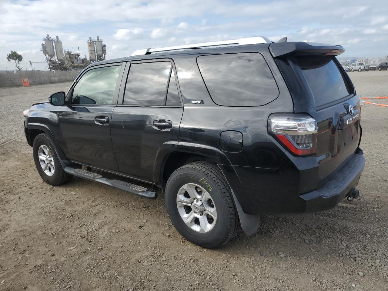 Photo 1 VIN: JTEZU5JR9F5093761 - TOYOTA 4RUNNER 