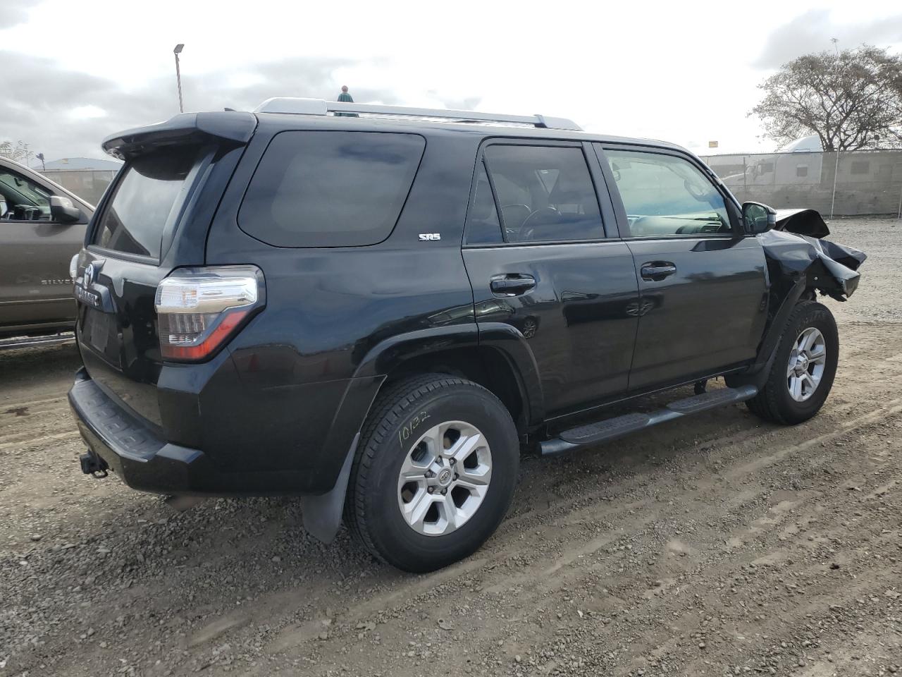 Photo 2 VIN: JTEZU5JR9F5093761 - TOYOTA 4RUNNER 