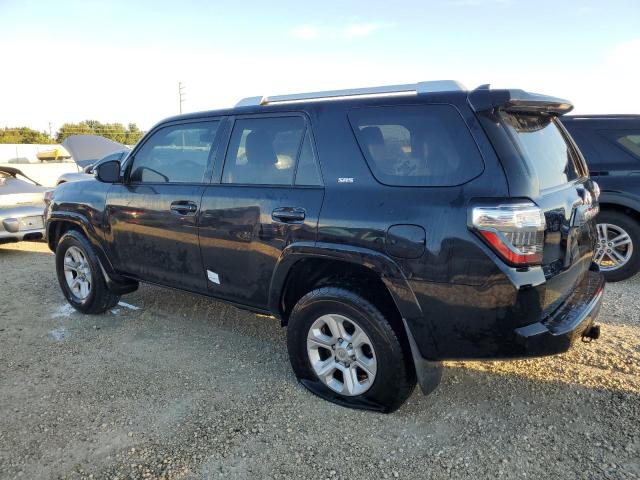 Photo 1 VIN: JTEZU5JR9H5148499 - TOYOTA 4RUNNER SR 