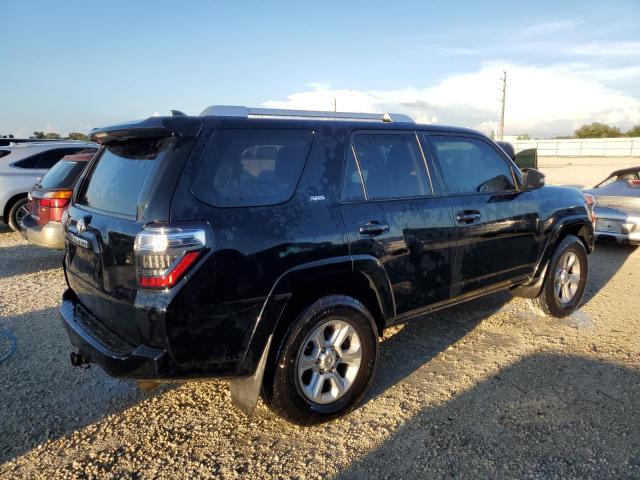 Photo 2 VIN: JTEZU5JR9H5148499 - TOYOTA 4RUNNER SR 