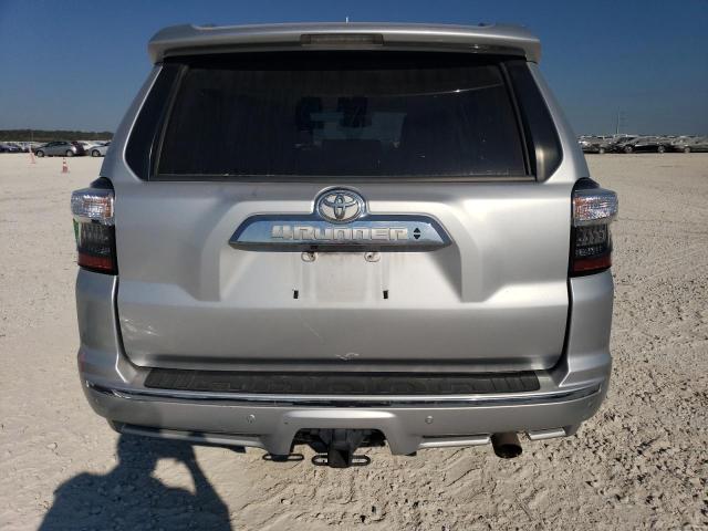 Photo 5 VIN: JTEZU5JR9J5173795 - TOYOTA 4RUNNER SR 