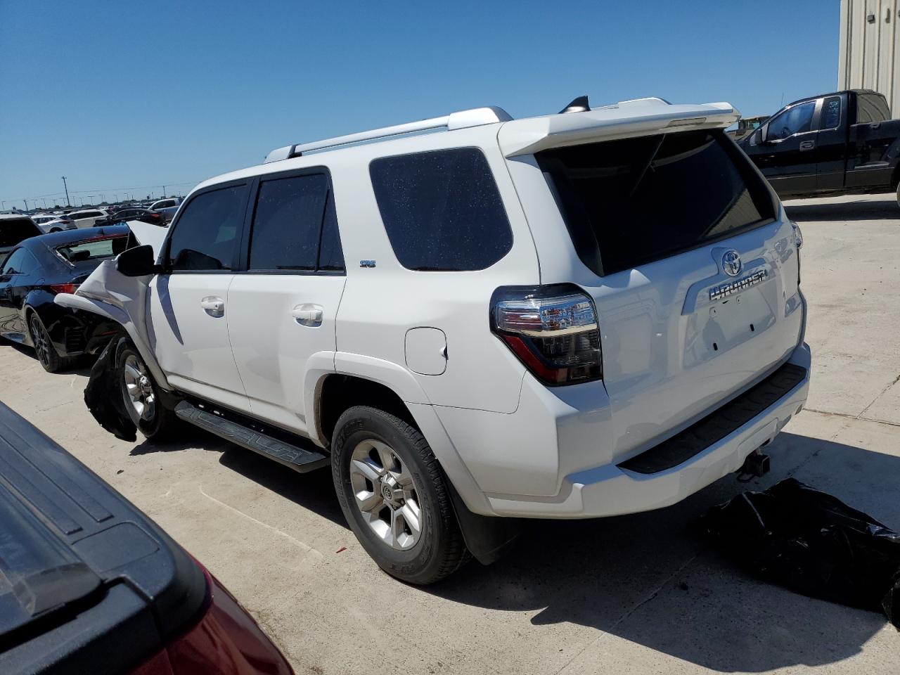 Photo 1 VIN: JTEZU5JR9J5177409 - TOYOTA 4RUNNER 