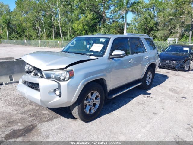 Photo 1 VIN: JTEZU5JR9J5182500 - TOYOTA 4RUNNER 