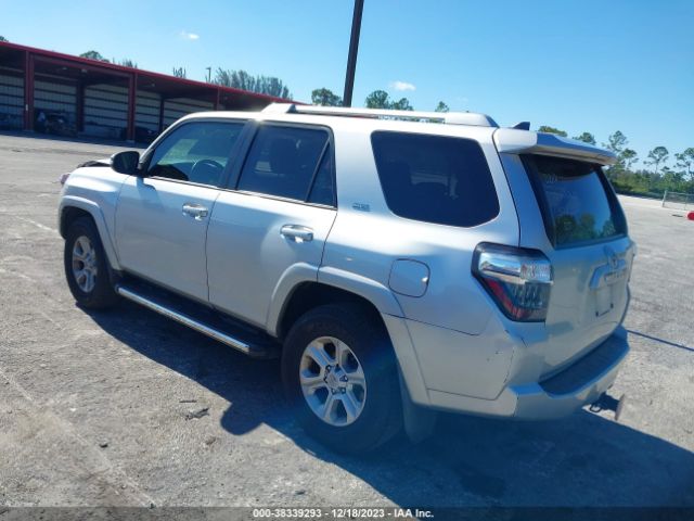 Photo 2 VIN: JTEZU5JR9J5182500 - TOYOTA 4RUNNER 