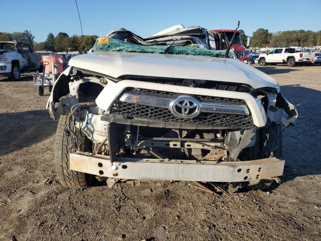 Photo 4 VIN: JTEZU5JRXB5027343 - TOYOTA 4RUNNER SR 