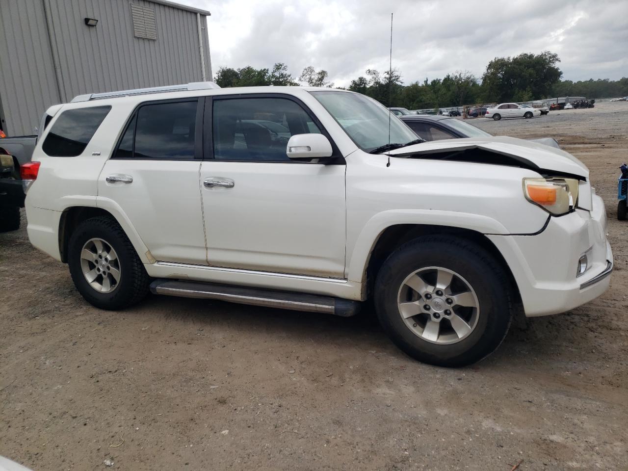 Photo 3 VIN: JTEZU5JRXB5032218 - TOYOTA 4RUNNER 