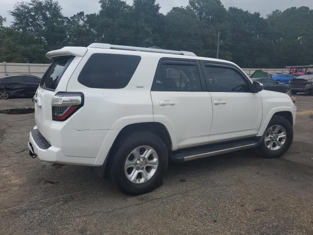 Photo 2 VIN: JTEZU5JRXE5071024 - TOYOTA 4RUNNER SR 