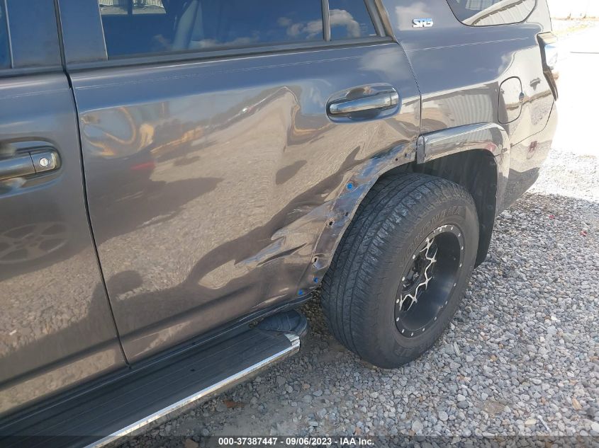 Photo 5 VIN: JTEZU5JRXF5086124 - TOYOTA 4RUNNER 