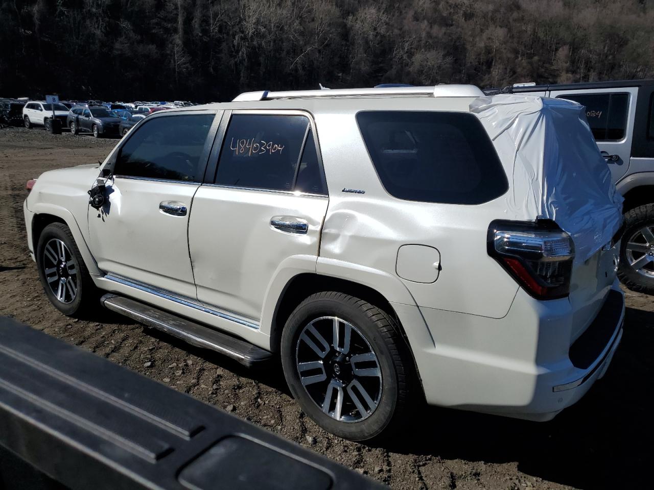 Photo 1 VIN: JTEZU5JRXJ5175037 - TOYOTA 4RUNNER 