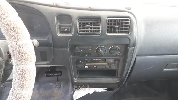 Photo 16 VIN: JTFEM426340151205 - TOYOTA HILUX 