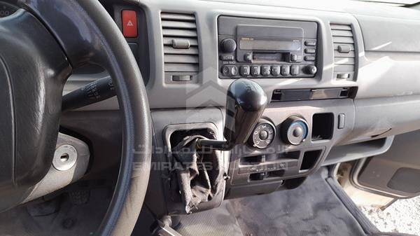 Photo 15 VIN: JTFHX02P5B0055949 - TOYOTA HIACE 