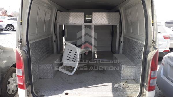 Photo 18 VIN: JTFHX02PXH0111327 - TOYOTA HIACE 