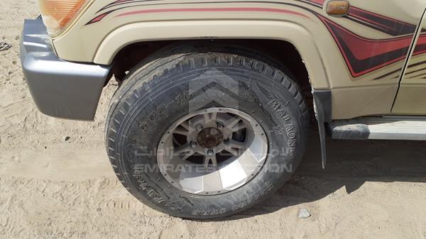 Photo 24 VIN: JTFLJ71J098018692 - TOYOTA LAND CRUISER PICKUP 