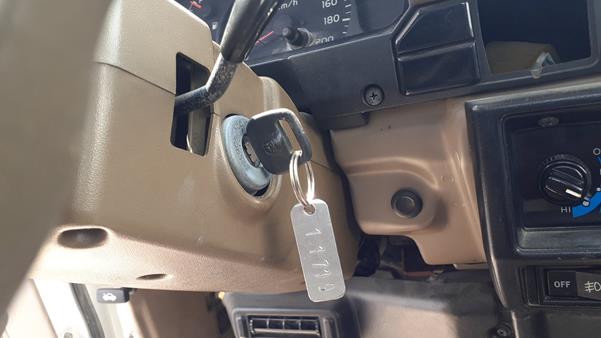 Photo 4 VIN: JTFLJ71J568011085 - TOYOTA LAND CRUISER PICKUP 